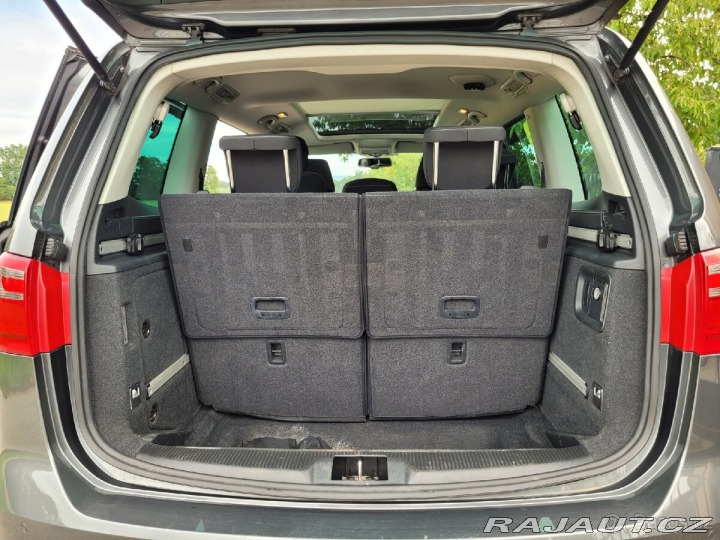 Seat Alhambra 2,0 TDI 125 kW, 7 míst, 2012