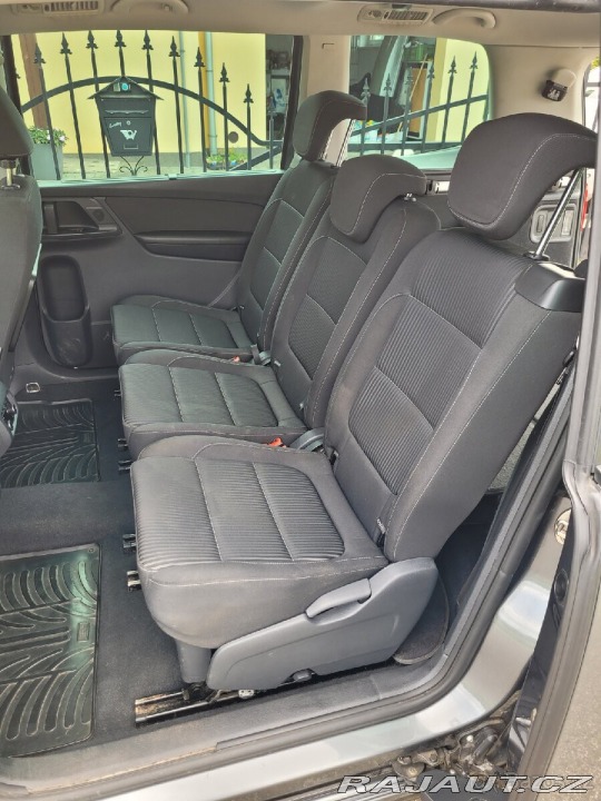 Seat Alhambra 2,0 TDI 125 kW, 7 míst, 2012
