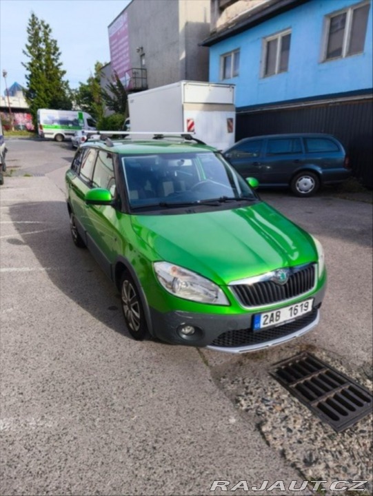 Škoda Fabia 1,2 TSI, 77 kW, manuál 2010