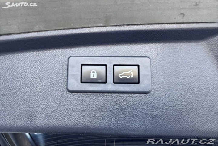 Subaru Outback 2,5 TOURING CVT, TAŽNÉ 2021
