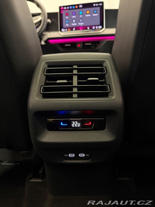 Volkswagen Tiguan 2.0 TDI Elegance DSG• 36 2024