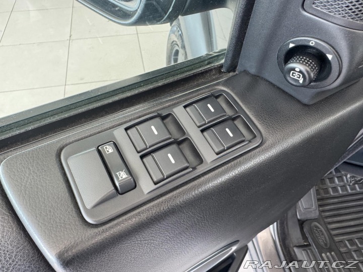 Land Rover Discovery 2,7TDV6*4x4*Xenon*Manuál* 2005