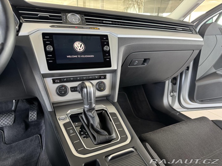 Volkswagen Passat 2,0TDI DSG 140kW*Masáž*Ka 2019