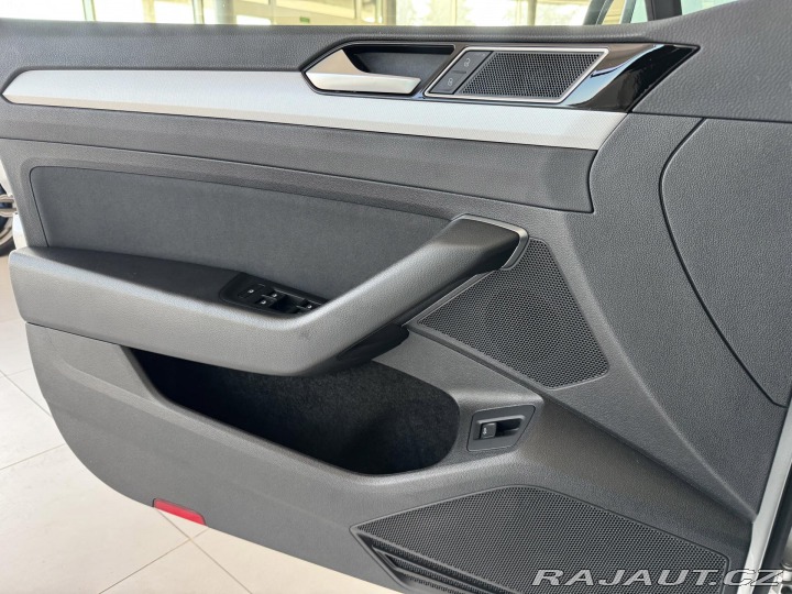 Volkswagen Passat 2,0TDI DSG 140kW*Masáž*Ka 2019