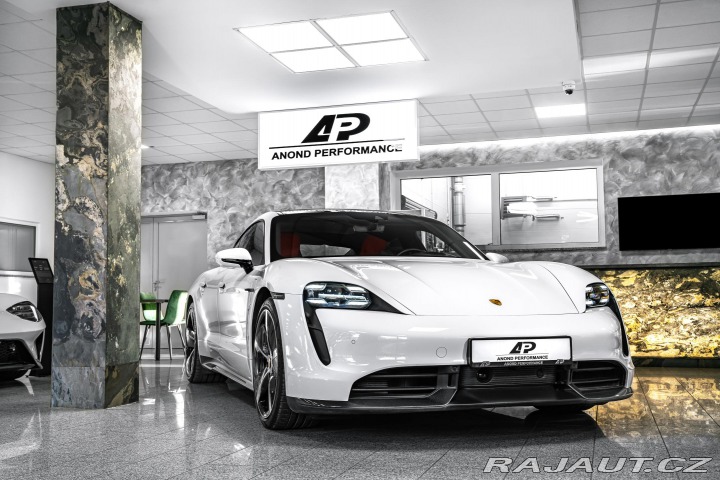 Porsche Taycan Turbo S PCCB/PDCC/PDLS+/P 2021