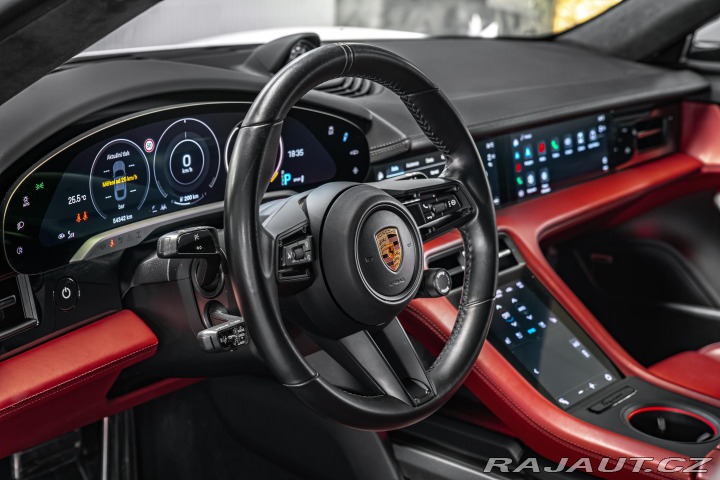 Porsche Taycan Turbo S PCCB/PDCC/PDLS+/P 2021