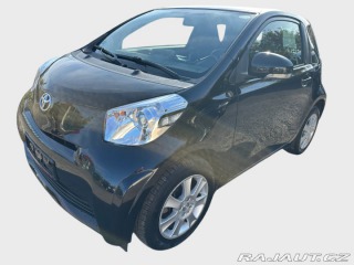 Toyota iQ 1,0 50Kw Automat 2010