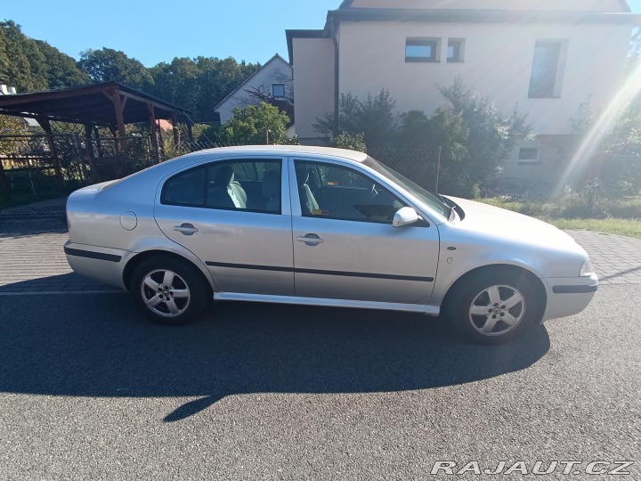Škoda Octavia 2003