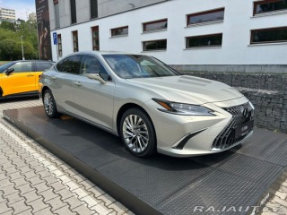Lexus Ostatní modely ES 300h 300h 2,5 HEV LUXURY 1800