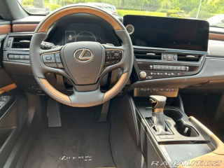 Lexus Ostatní modely ES 300h 300h 2,5 HEV LUXURY 1800