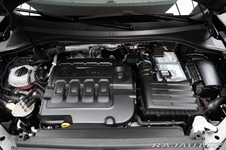 Volkswagen Tiguan 2.0 TDI R-LINE*4x4*DSG*TA 2017