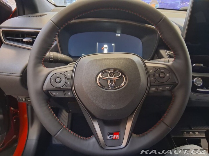 Toyota Corolla Cross GR-sport 2,0 HEV 1800