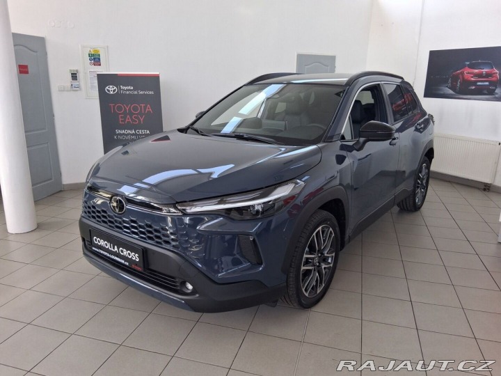 Toyota Corolla Cross Executive 2,0 HEV 4WD 1800
