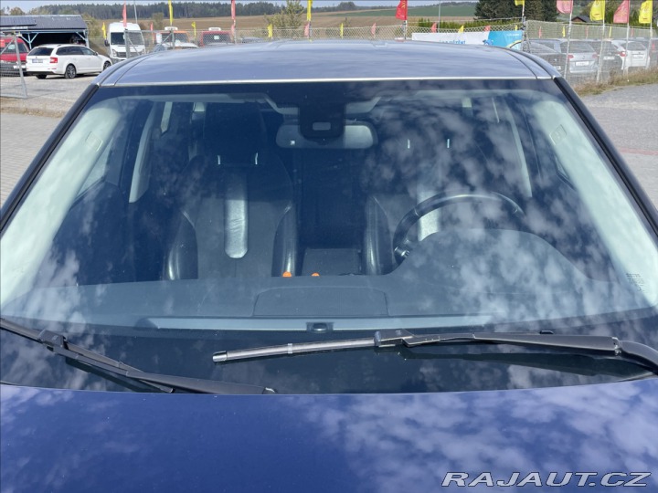 Land Rover Range Rover Evoque 2,2 TD4 110kw Tažné Klima 2013