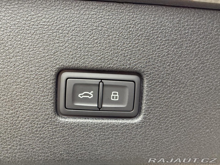 Audi Q8 50TDI 210kW OLED K360 PAN 2025