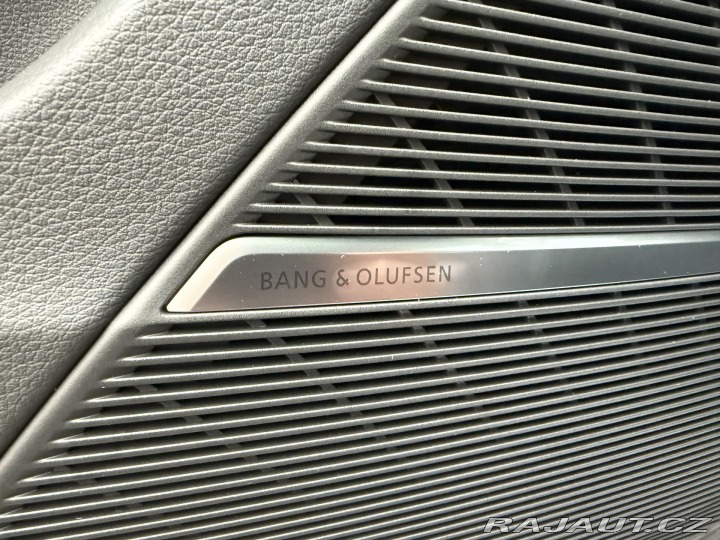 Audi Q8 50TDI 210kW OLED K360 PAN 2025