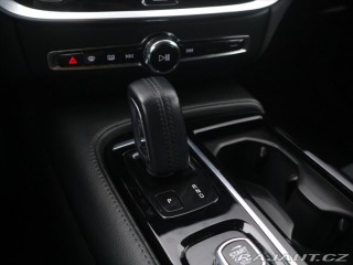 Volvo V60 2,0 T6 186kW 4x4 Momentum 2021
