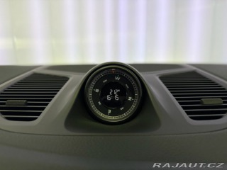 Porsche Cayenne e-HYBRID SPORT CHRONO, AI 2025