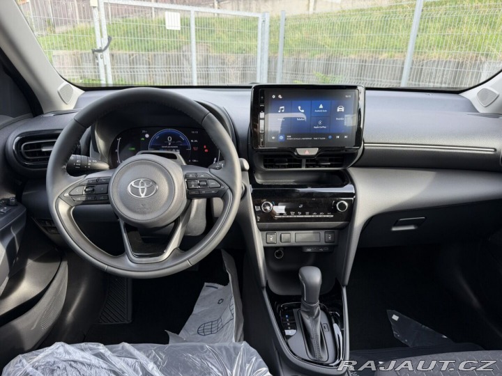 Toyota Yaris Cross Comfort Business - zimní 1800