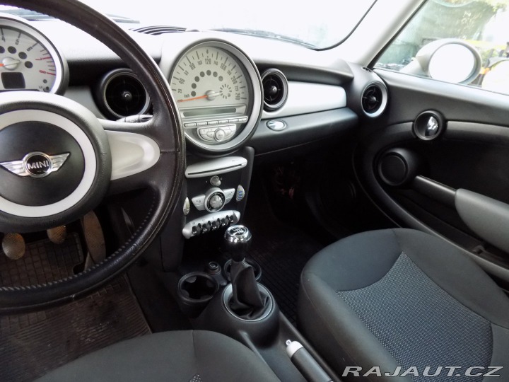 Mini Cooper 1.6i/Klimatizace/ 2007