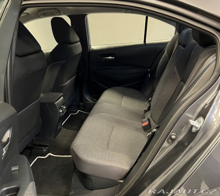 Toyota Corolla 1,8 Hybrid AT Comfort 2025