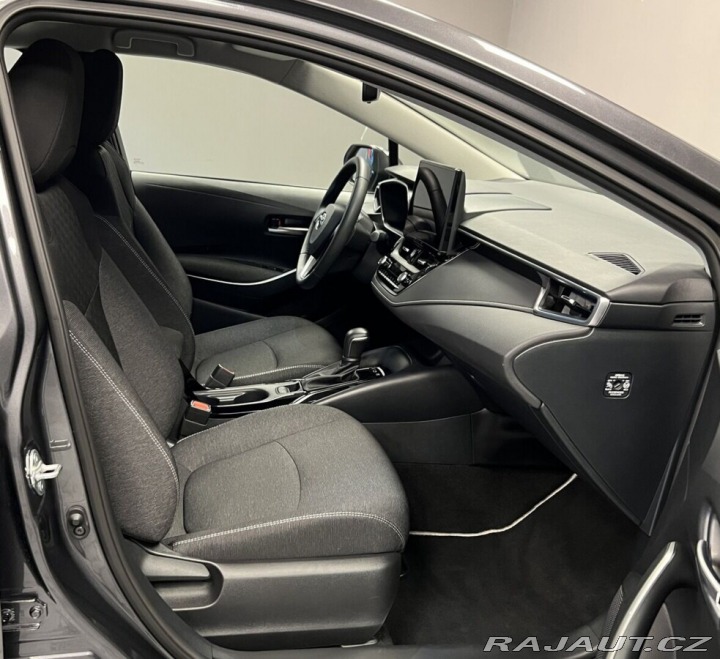 Toyota Corolla 1,8 Hybrid AT Comfort 2025