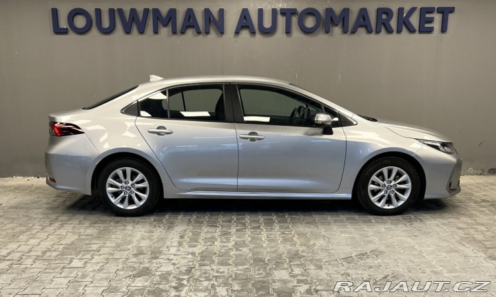 Toyota Corolla 1,5 COMFORT 2024