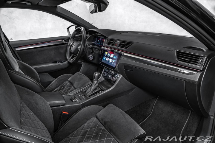 Škoda Superb Sportline 2021