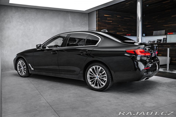BMW 5 Head-up, nezávislé 2022