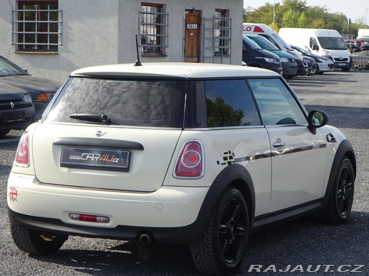 Mini One 1.6 72kW SERVIS POLOKŮŽE 2013