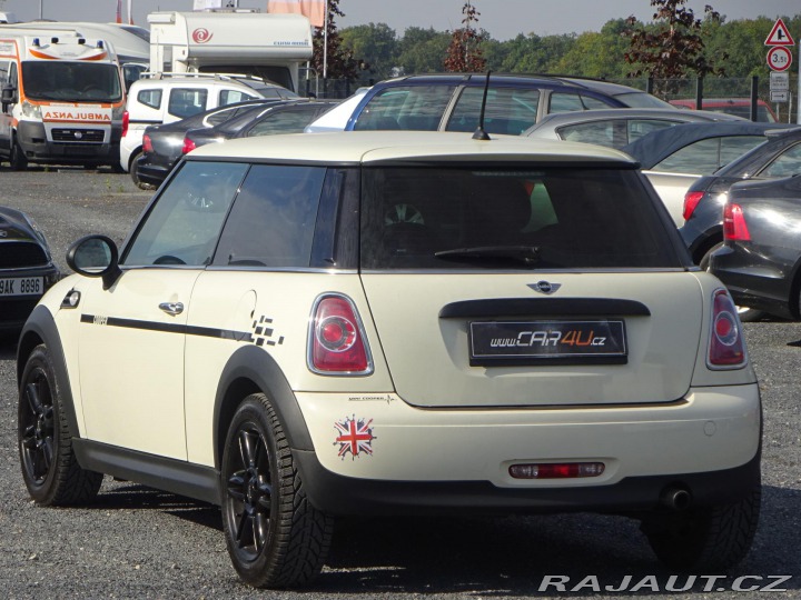 Mini One 1.6 72kW SERVIS POLOKŮŽE 2013