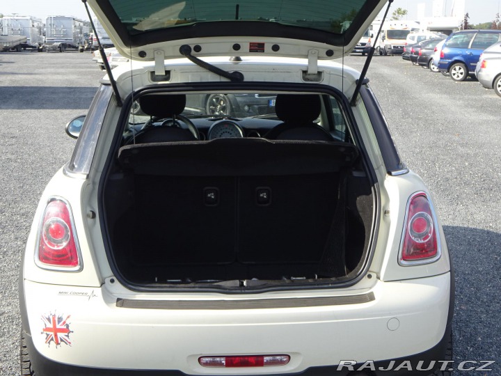Mini One 1.6 72kW SERVIS POLOKŮŽE 2013