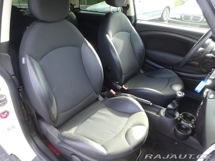 Mini One 1.6 72kW SERVIS POLOKŮŽE 2013
