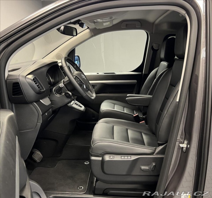 Toyota ProAce Verso EV AT VIP L2 2024
