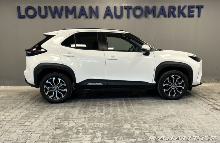 Toyota Yaris Cross 1,5 Hybrid AT Style 2026