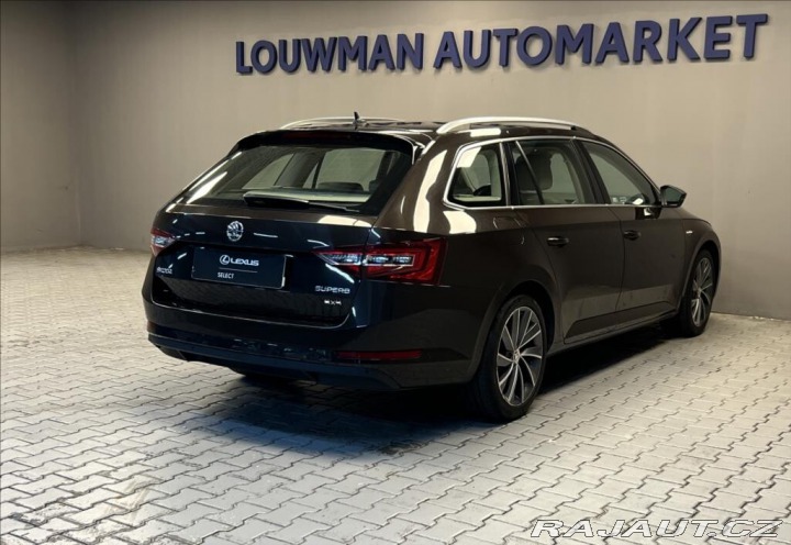 Škoda Superb 2,0 L&K DSG COMBI 2017