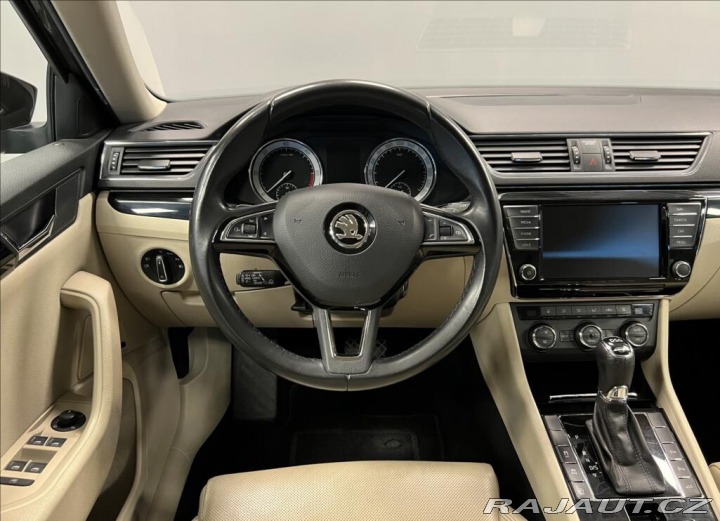 Škoda Superb 2,0 L&K DSG COMBI 2017