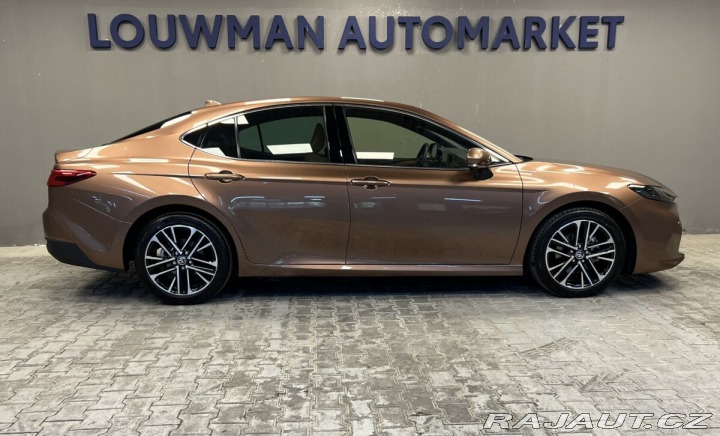 Toyota Camry 2,5 Hybrid AT Prestige 2026