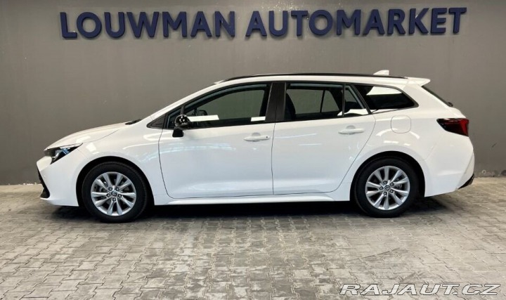 Toyota Corolla 1,8 Hybrid AT Comfort Bus 2026