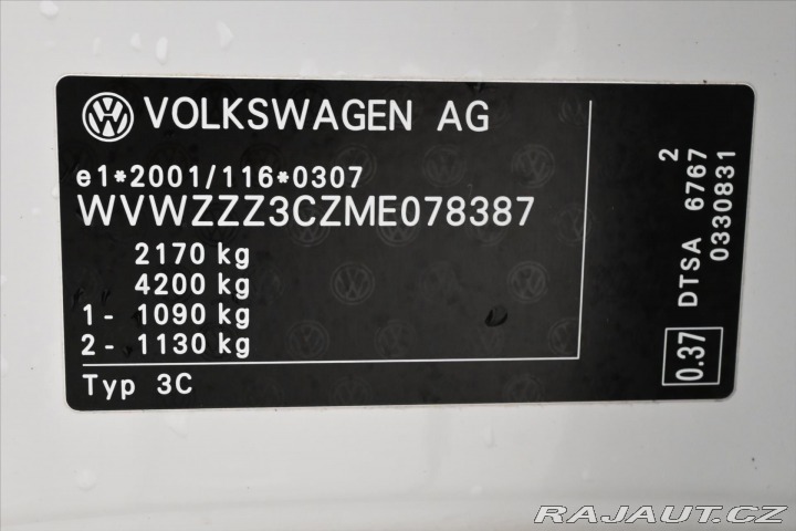 Volkswagen Passat 2,0 TDI 110kW Business Zá 2021