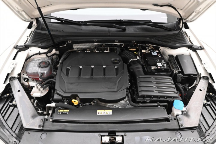 Volkswagen Passat 2,0 TDI 110kW Business Zá 2021