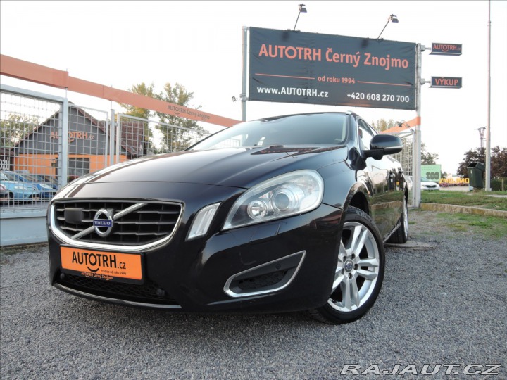 Volvo V60 2,0 D4 Aut. Navi Kůže Ser 2012