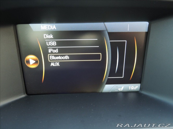 Volvo V60 2,0 D4 Aut. Navi Kůže Ser 2012