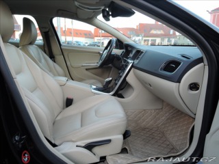 Volvo V60 2,0 D4 Aut. Navi Kůže Ser 2012