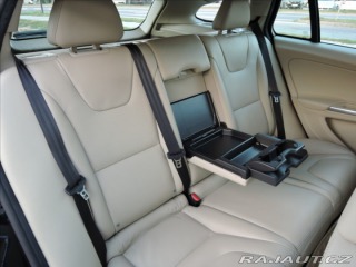 Volvo V60 2,0 D4 Aut. Navi Kůže Ser 2012