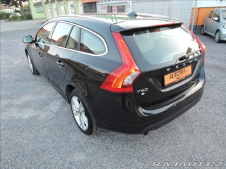Volvo V60 2,0 D4 Aut. Navi Kůže Ser 2012