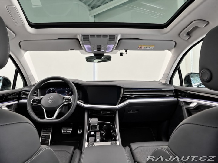 Volkswagen Touareg 3,0 TDI ELEGANCE, POUZE 1 2022