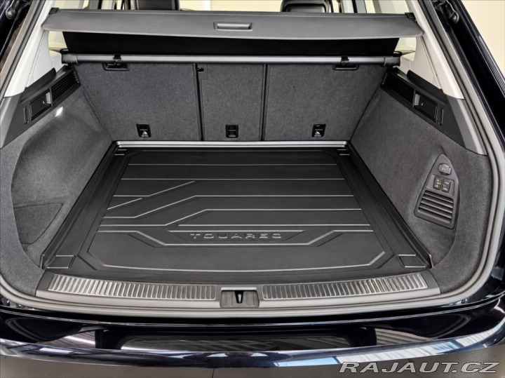 Volkswagen Touareg 3,0 TDI ELEGANCE, POUZE 1 2022