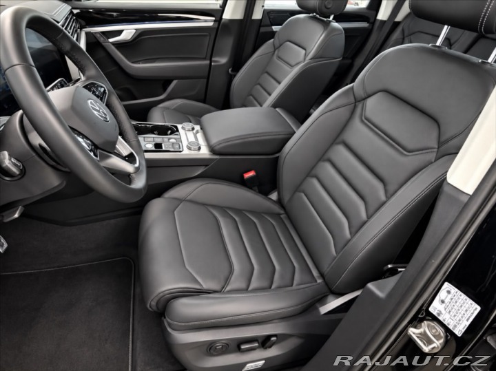 Volkswagen Touareg 3,0 TDI ELEGANCE, POUZE 1 2022