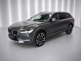 Volvo V90 B4 AWD ADVANCED, H&K,